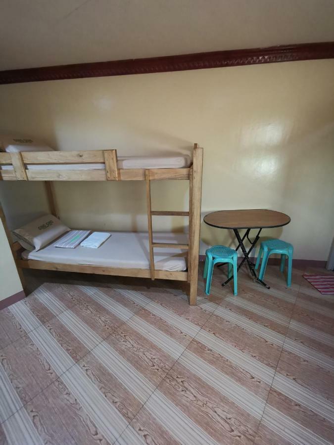 Ging-Ging Tourist Inn Badian Buitenkant foto