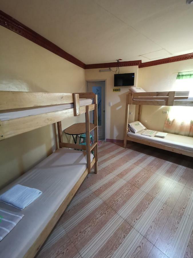 Ging-Ging Tourist Inn Badian Buitenkant foto