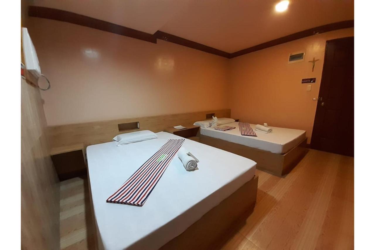 Ging-Ging Tourist Inn Badian Buitenkant foto