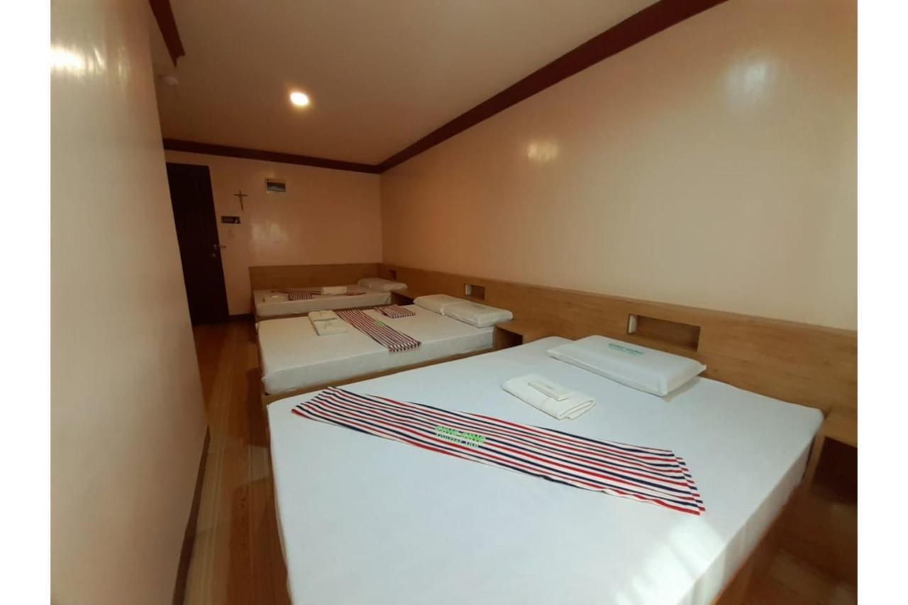 Ging-Ging Tourist Inn Badian Buitenkant foto