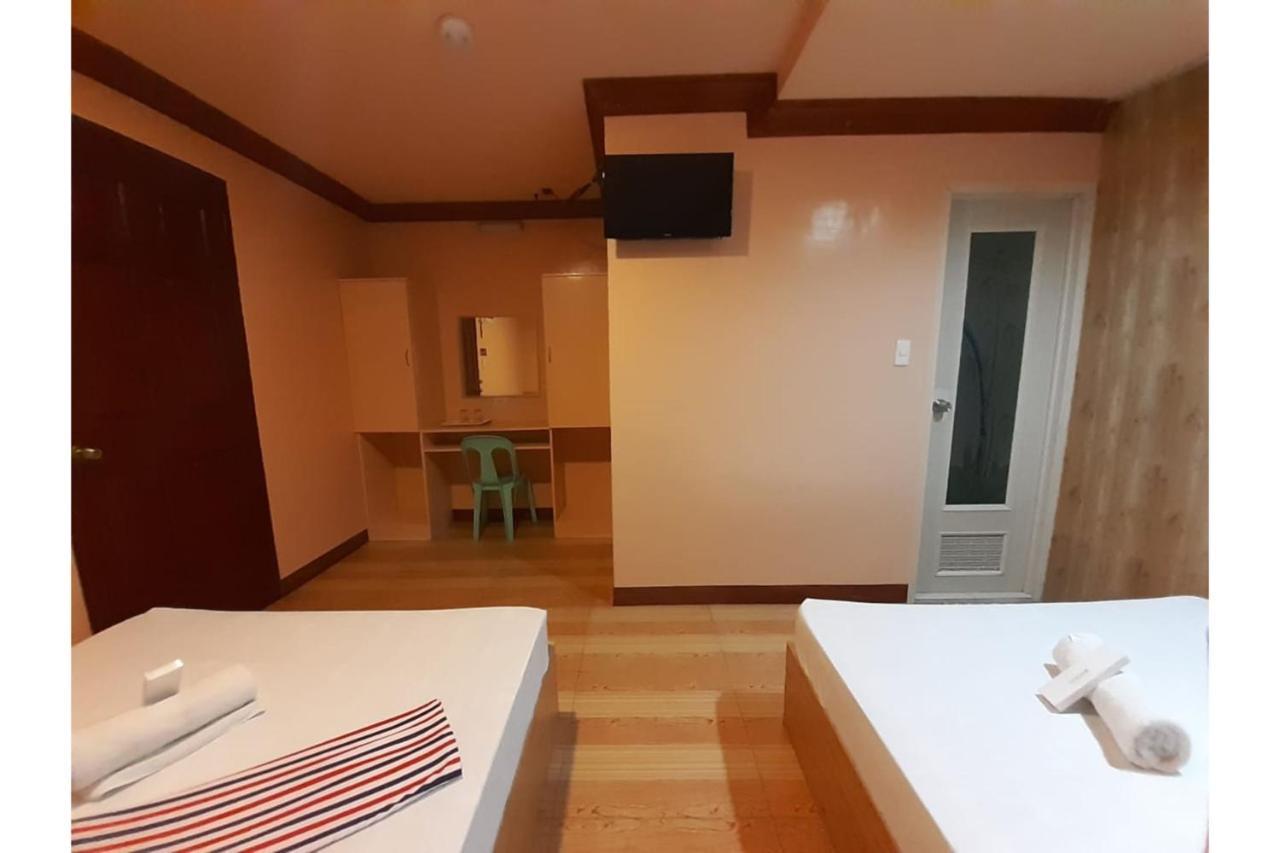 Ging-Ging Tourist Inn Badian Buitenkant foto